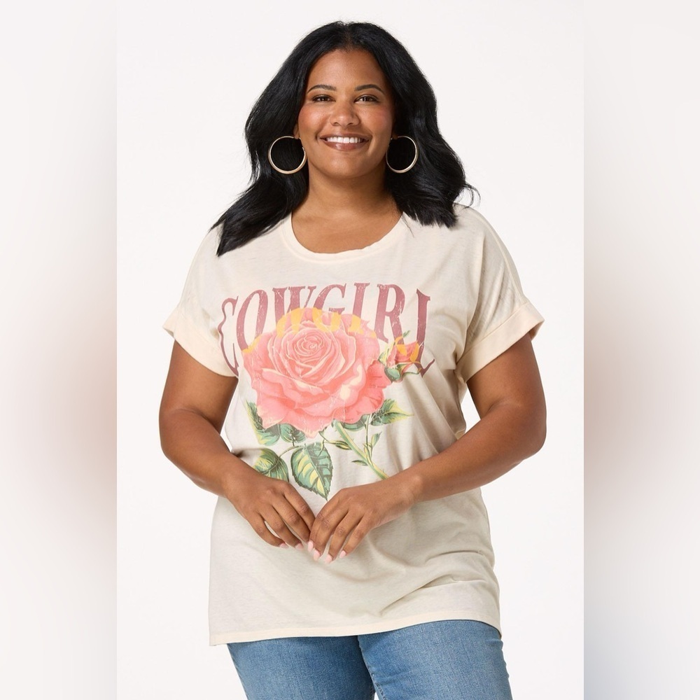 PLUS SIZE COWGIRL ROSE TEE SAND VARIOUS SIZES AVAILABLE